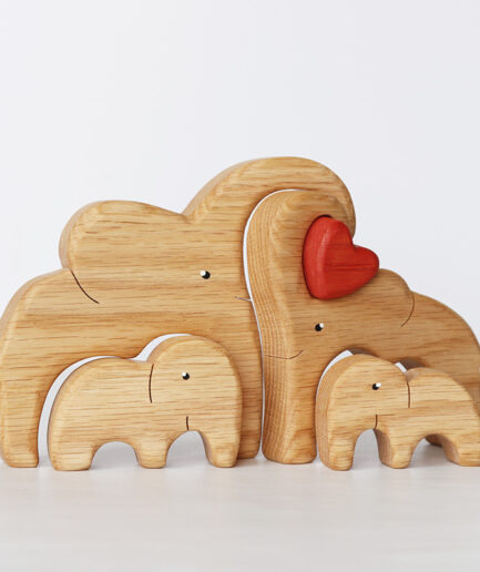 4 elephants with a heart