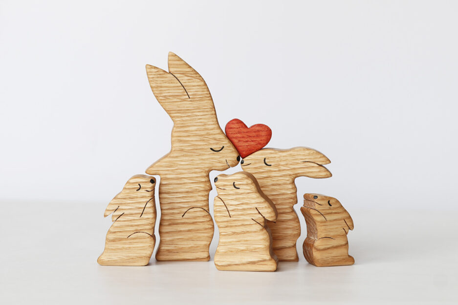 5 bunnies with a heart