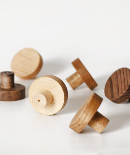 Perillas y ganchos de pared